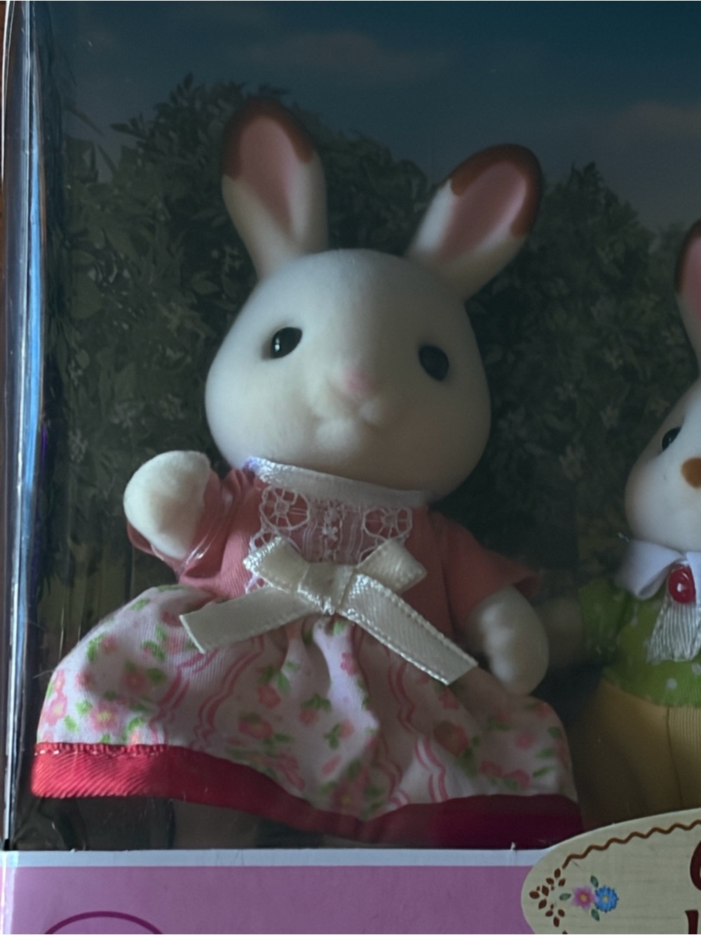 Calico Critters Chocolate Rabbit Family - Plush Collectible Set - Picture 5 of 10